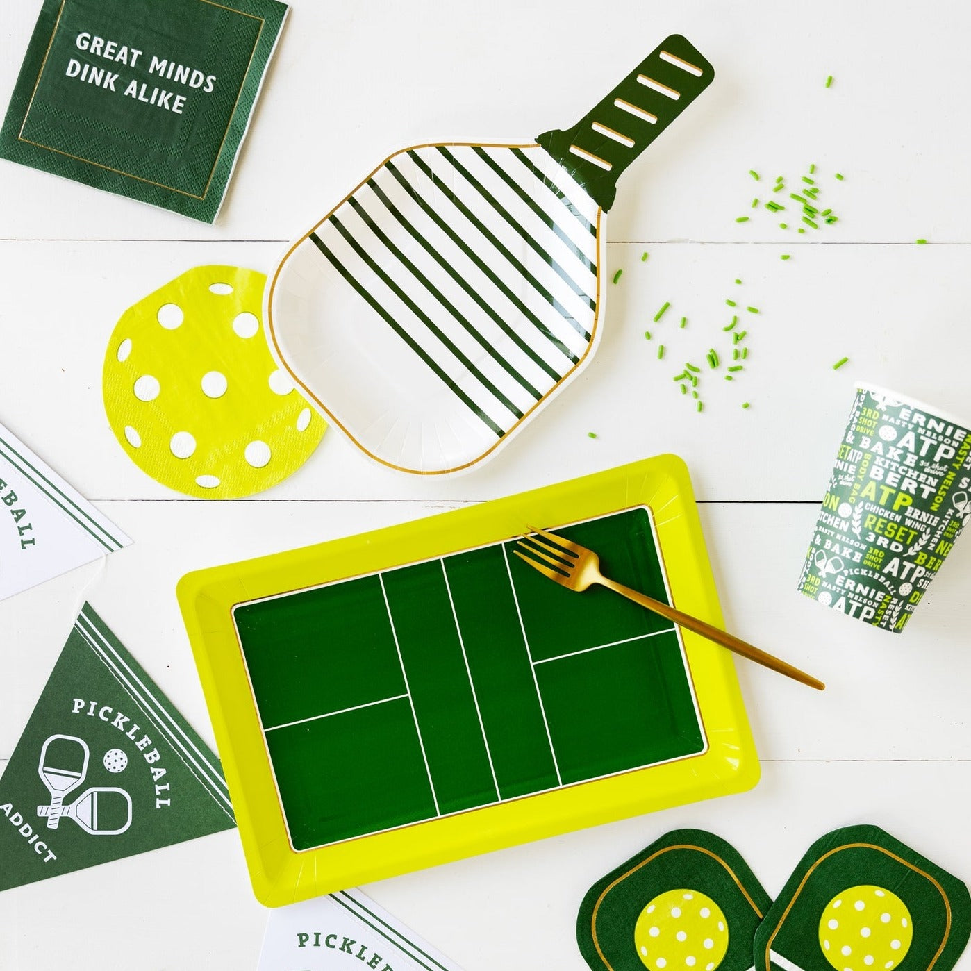 Pickleball White Paddle Shaped Paper Plates -The Pickleball Store at Auburn